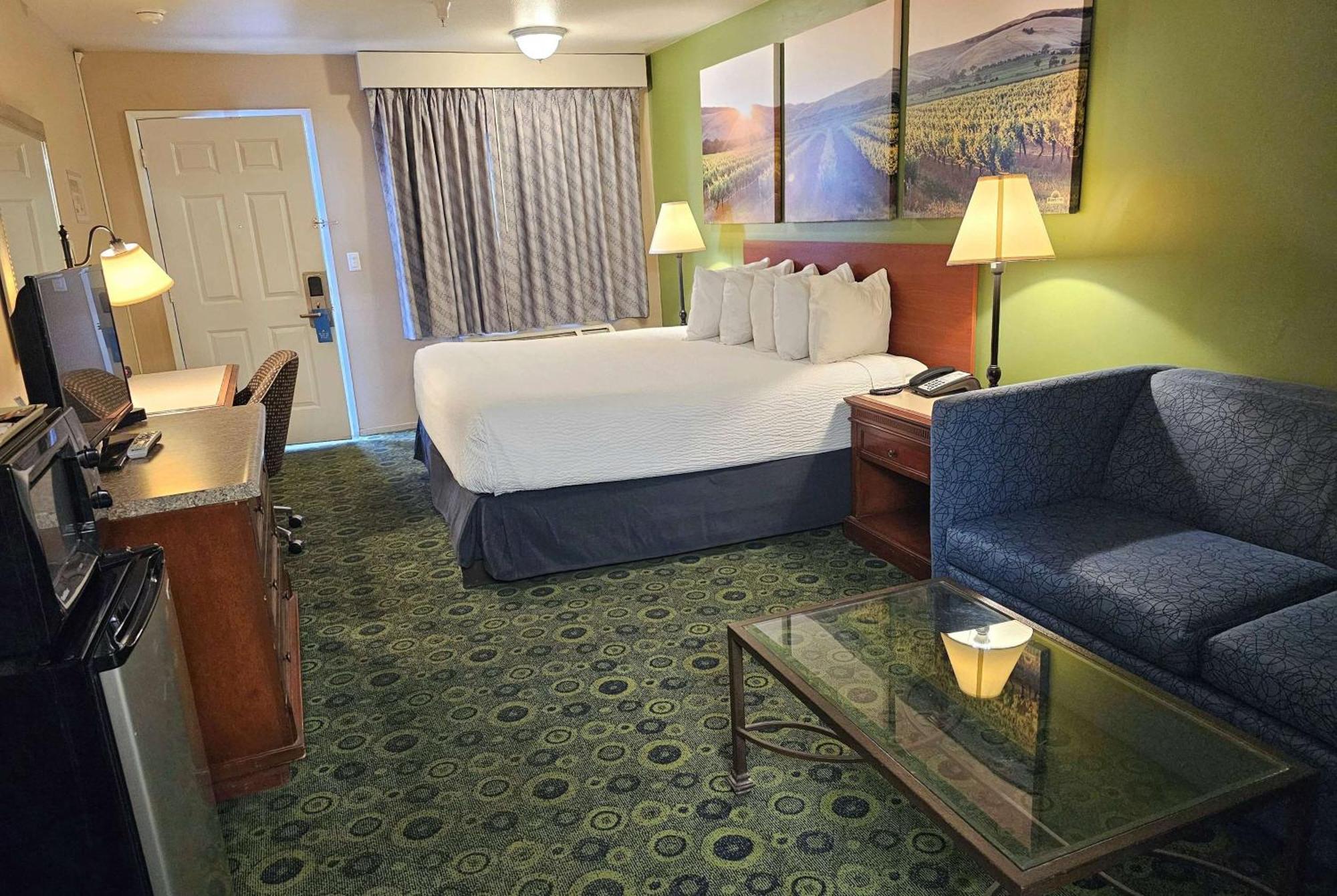 Days Inn By Wyndham Westley Exterior photo